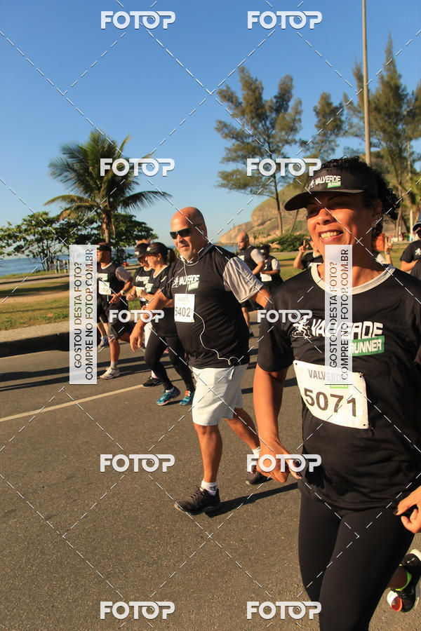 Buy your photos of the eventValverde Runner on Fotop