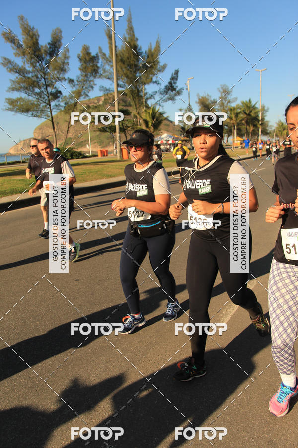 Buy your photos of the eventValverde Runner on Fotop