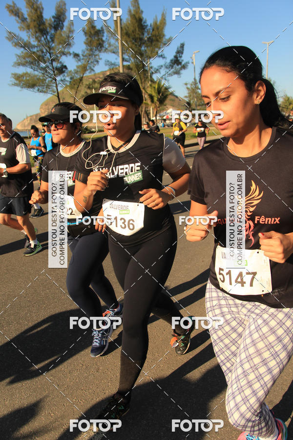 Buy your photos of the eventValverde Runner on Fotop