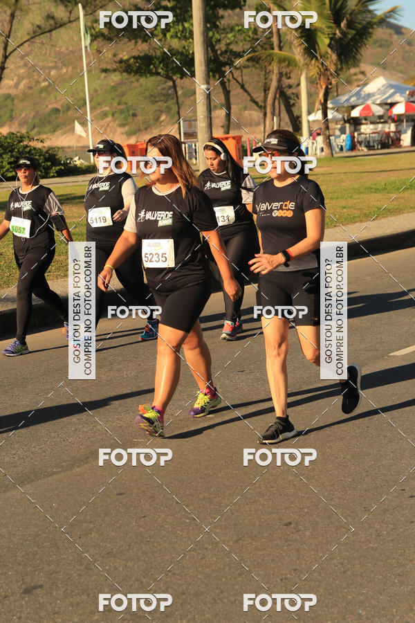 Buy your photos of the eventValverde Runner on Fotop