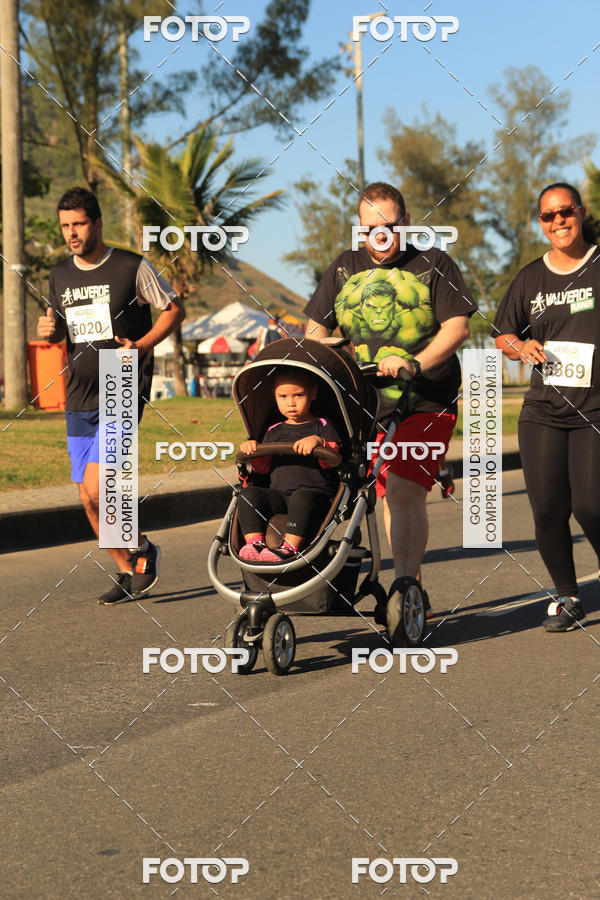 Buy your photos of the eventValverde Runner on Fotop