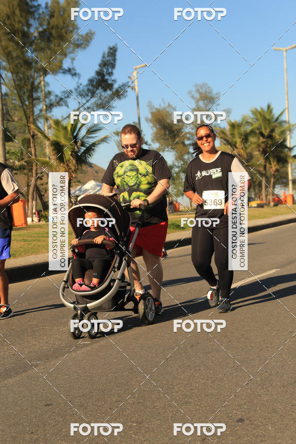 Buy your photos of the eventValverde Runner on Fotop