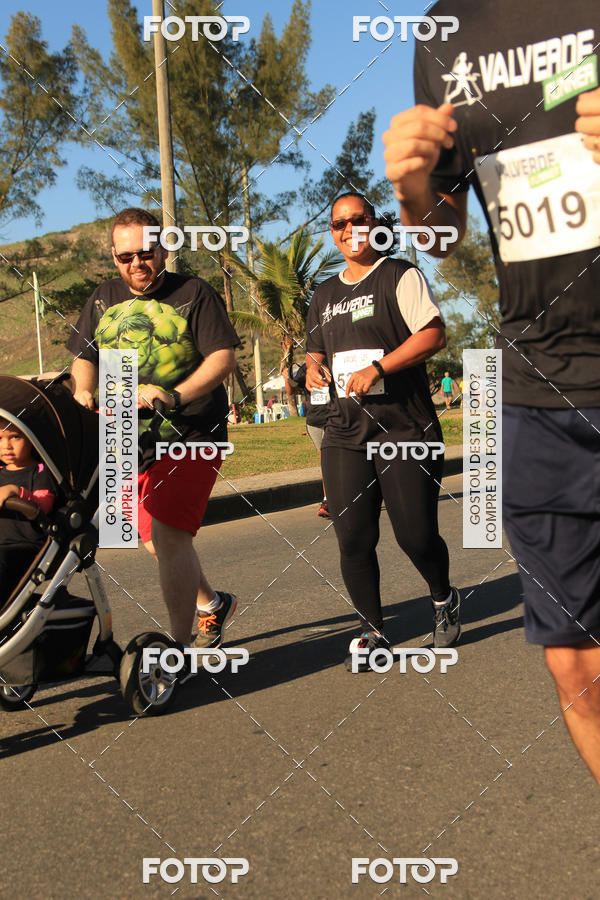 Buy your photos of the eventValverde Runner on Fotop