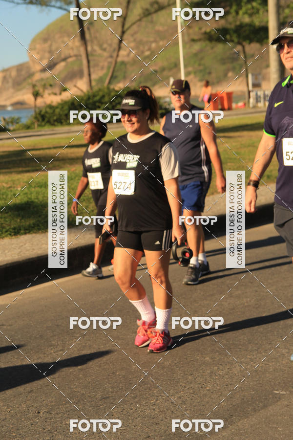 Buy your photos of the eventValverde Runner on Fotop