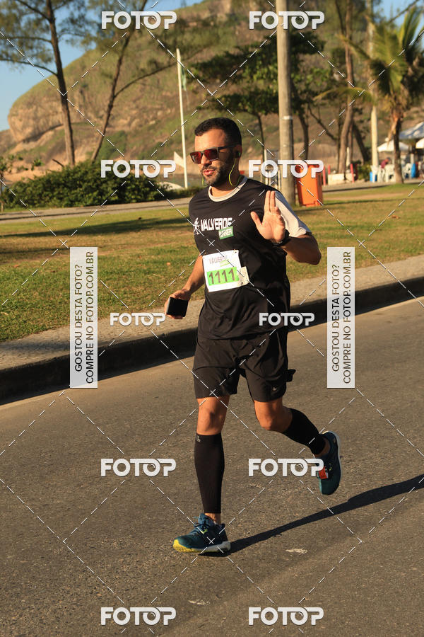 Buy your photos of the eventValverde Runner on Fotop