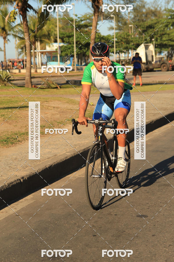 Buy your photos of the eventValverde Runner on Fotop