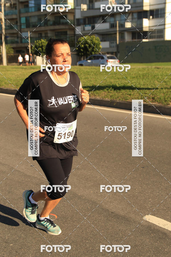 Buy your photos of the eventValverde Runner on Fotop