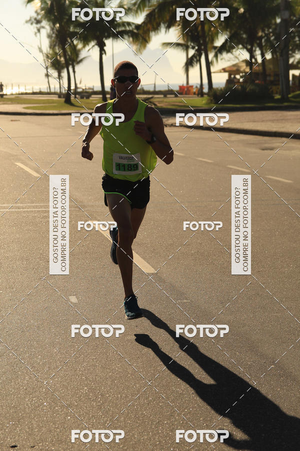 Buy your photos of the eventValverde Runner on Fotop