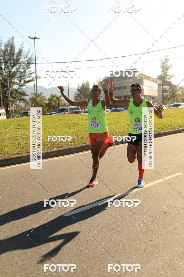 Buy your photos of the eventValverde Runner on Fotop
