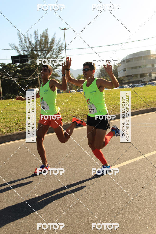 Buy your photos of the eventValverde Runner on Fotop