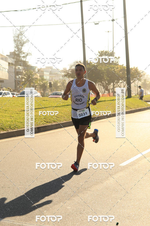 Buy your photos of the eventValverde Runner on Fotop