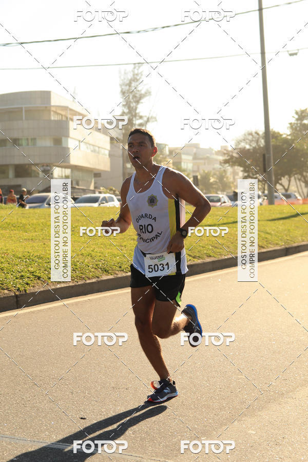 Buy your photos of the eventValverde Runner on Fotop