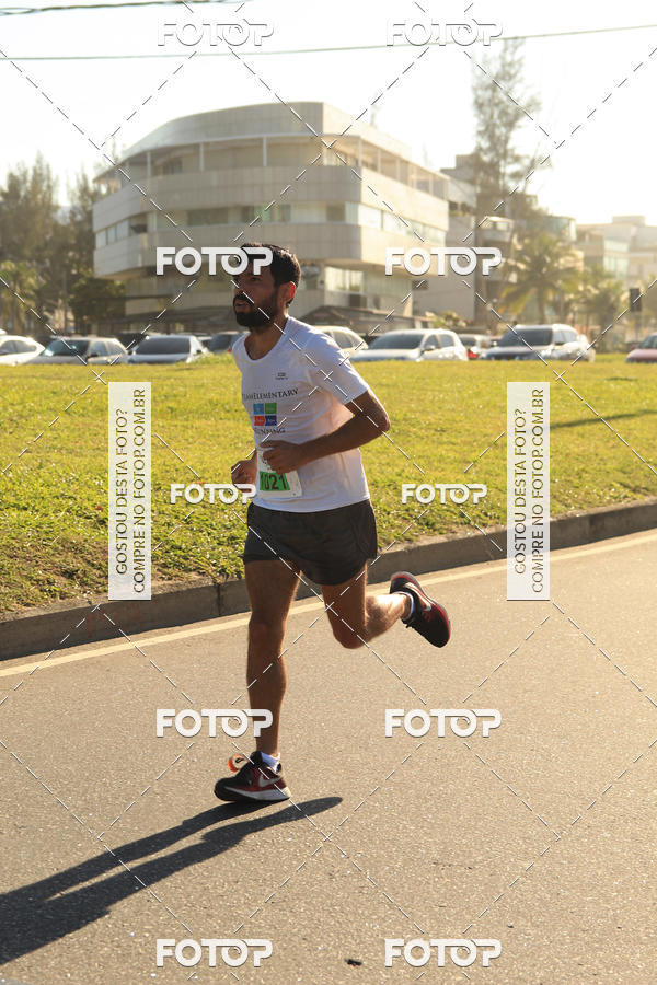 Buy your photos of the eventValverde Runner on Fotop