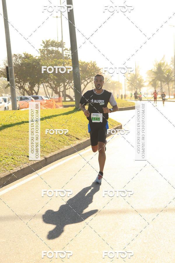 Buy your photos of the eventValverde Runner on Fotop