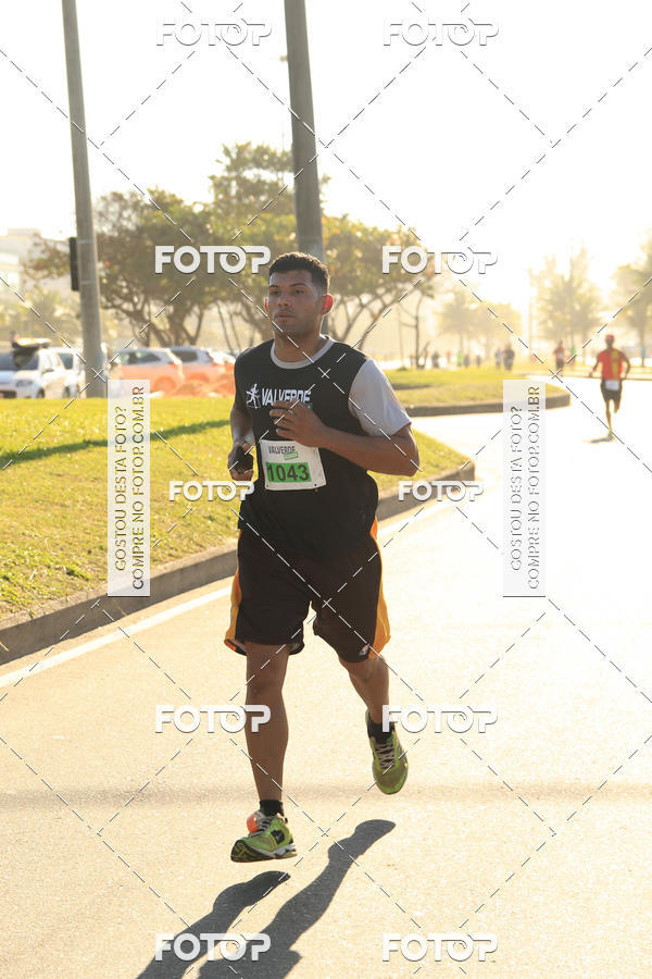 Buy your photos of the eventValverde Runner on Fotop
