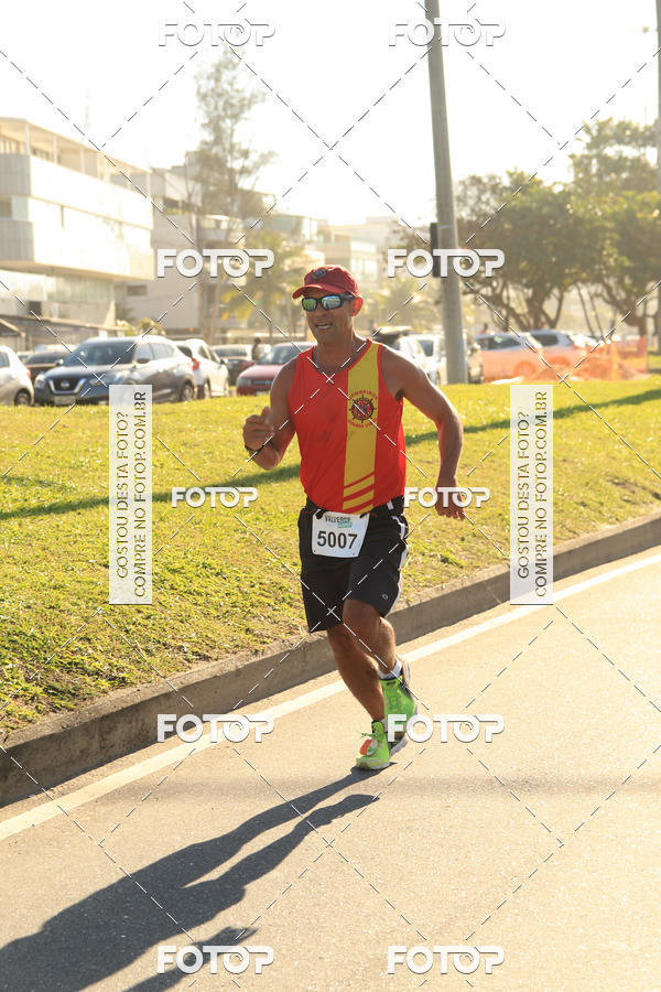 Buy your photos of the eventValverde Runner on Fotop