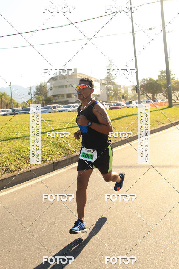 Buy your photos of the eventValverde Runner on Fotop