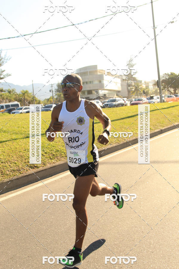 Buy your photos of the eventValverde Runner on Fotop
