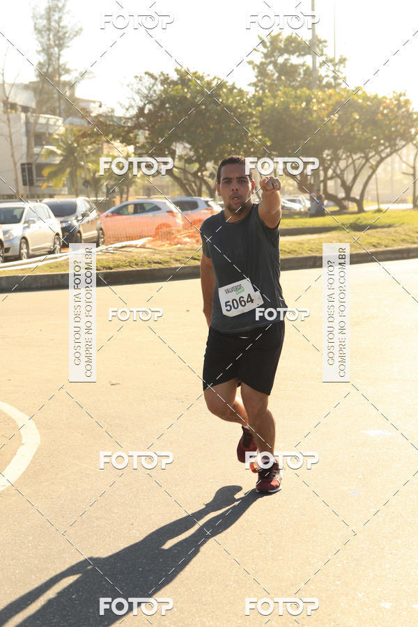 Buy your photos of the eventValverde Runner on Fotop