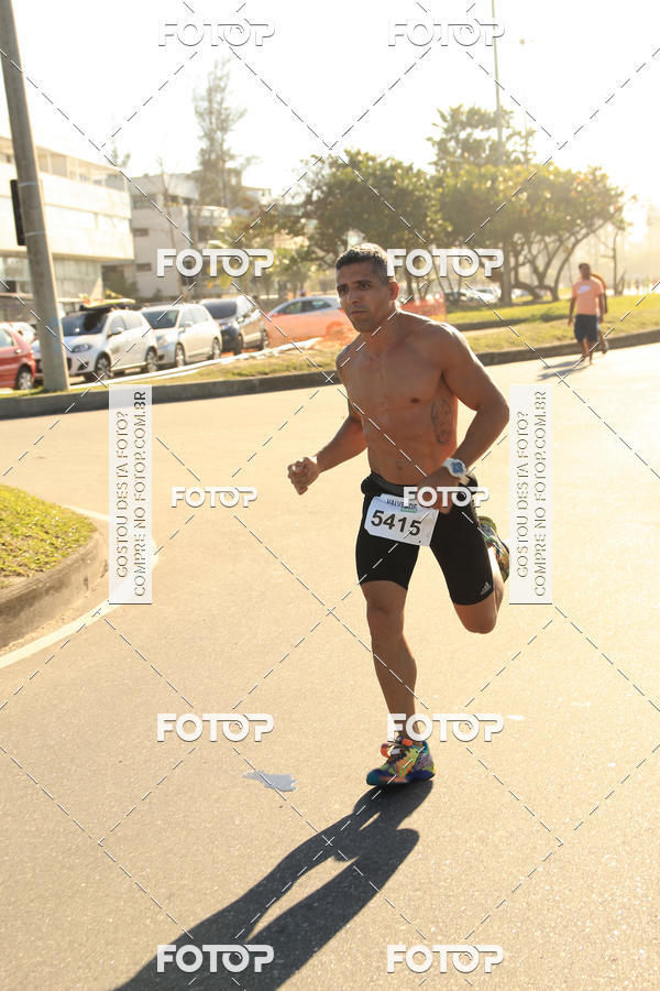 Buy your photos of the eventValverde Runner on Fotop