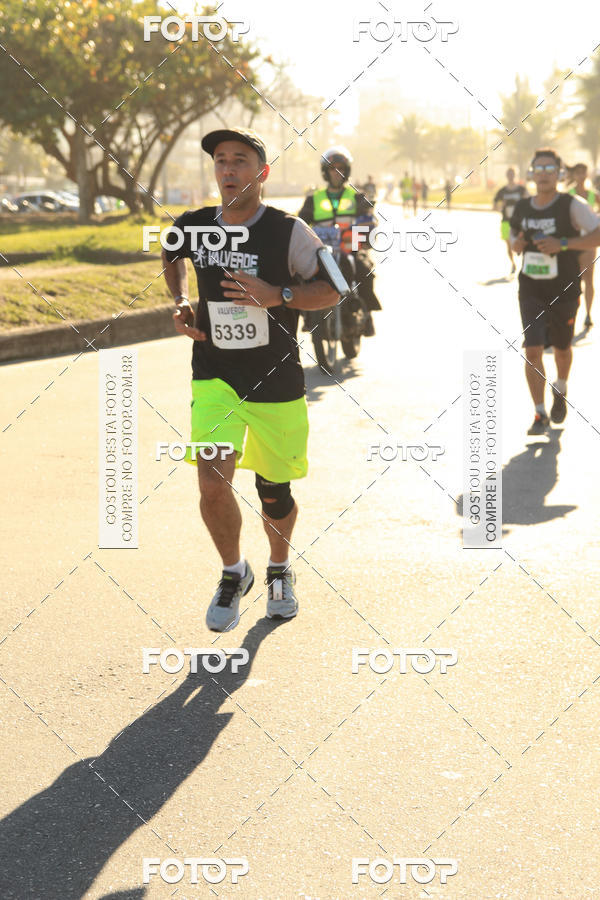 Buy your photos of the eventValverde Runner on Fotop