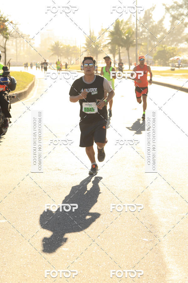 Buy your photos of the eventValverde Runner on Fotop
