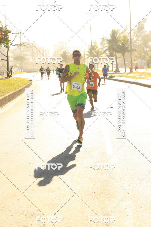 Buy your photos of the eventValverde Runner on Fotop