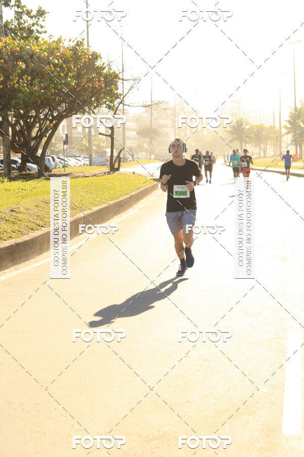 Buy your photos of the eventValverde Runner on Fotop