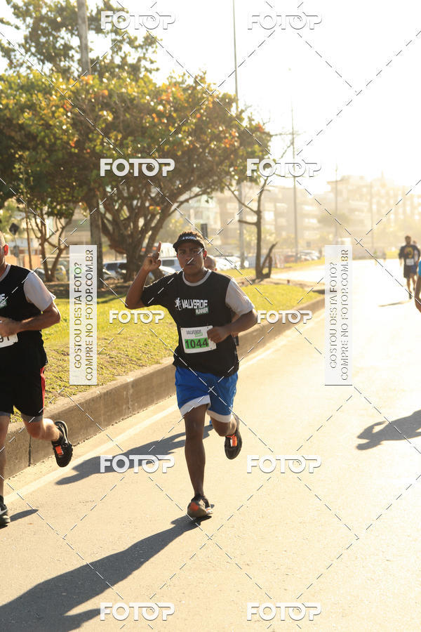 Buy your photos of the eventValverde Runner on Fotop