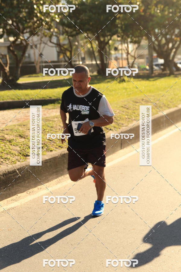 Buy your photos of the eventValverde Runner on Fotop