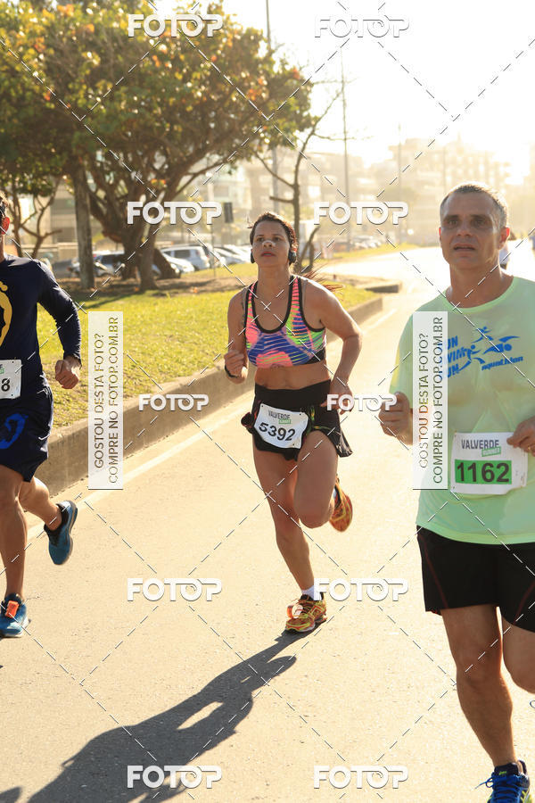 Buy your photos of the eventValverde Runner on Fotop