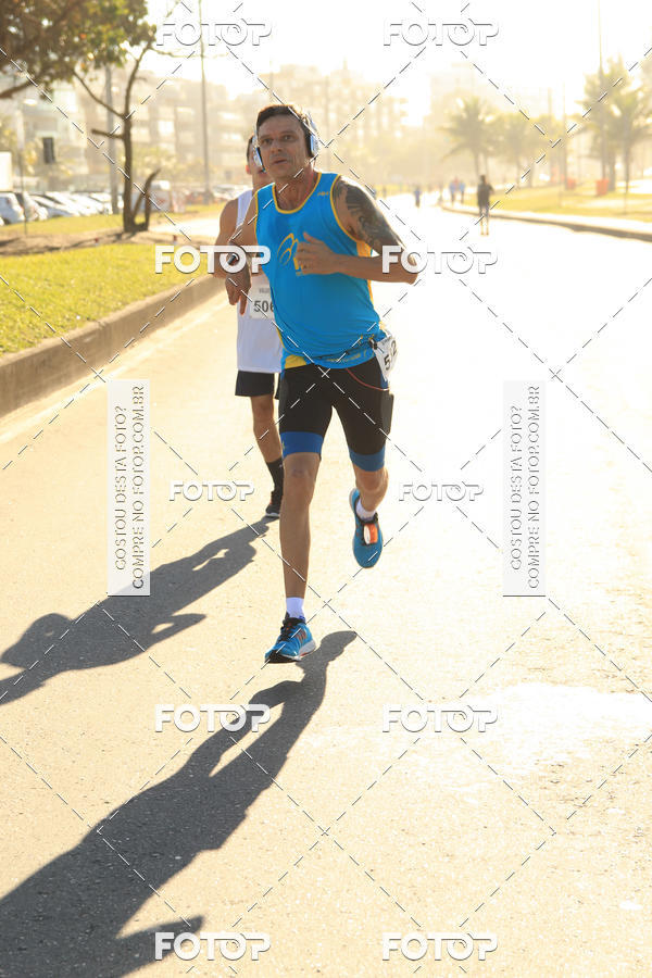 Buy your photos of the eventValverde Runner on Fotop