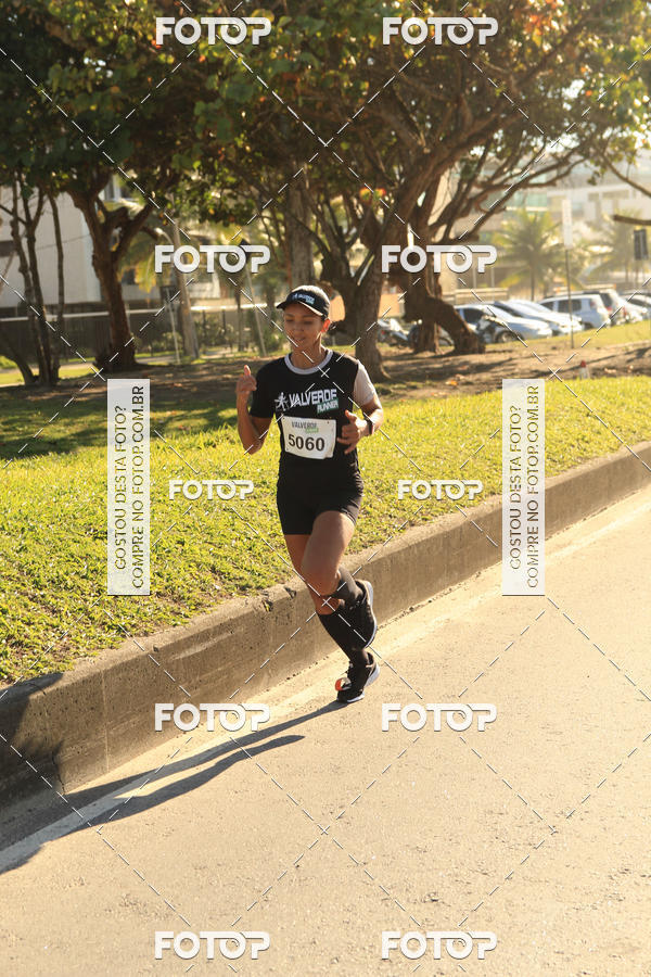 Buy your photos of the eventValverde Runner on Fotop