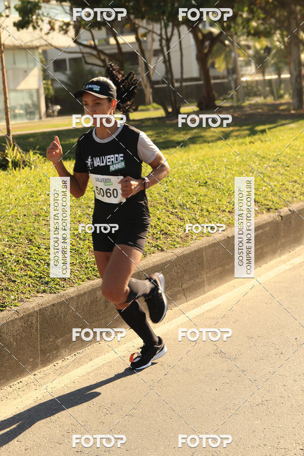 Buy your photos of the eventValverde Runner on Fotop