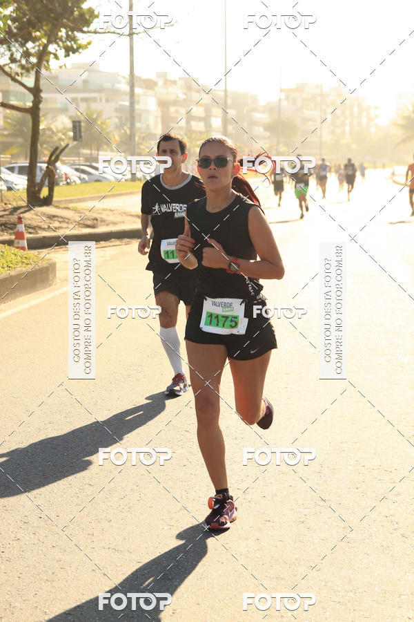Buy your photos of the eventValverde Runner on Fotop