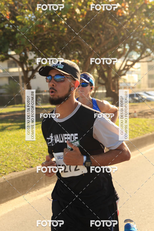 Buy your photos of the eventValverde Runner on Fotop