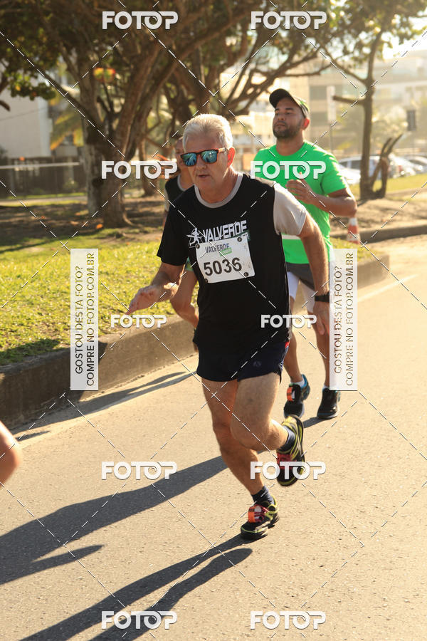 Buy your photos of the eventValverde Runner on Fotop