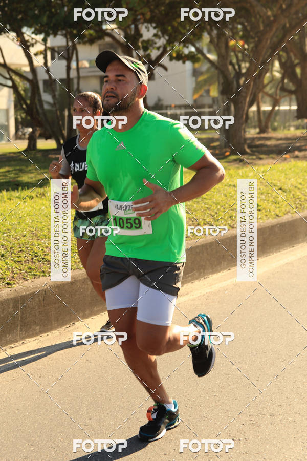 Buy your photos of the eventValverde Runner on Fotop