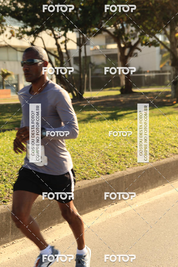 Buy your photos of the eventValverde Runner on Fotop