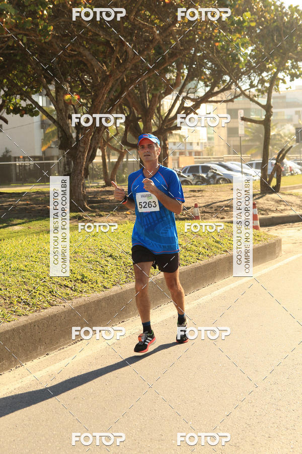 Buy your photos of the eventValverde Runner on Fotop