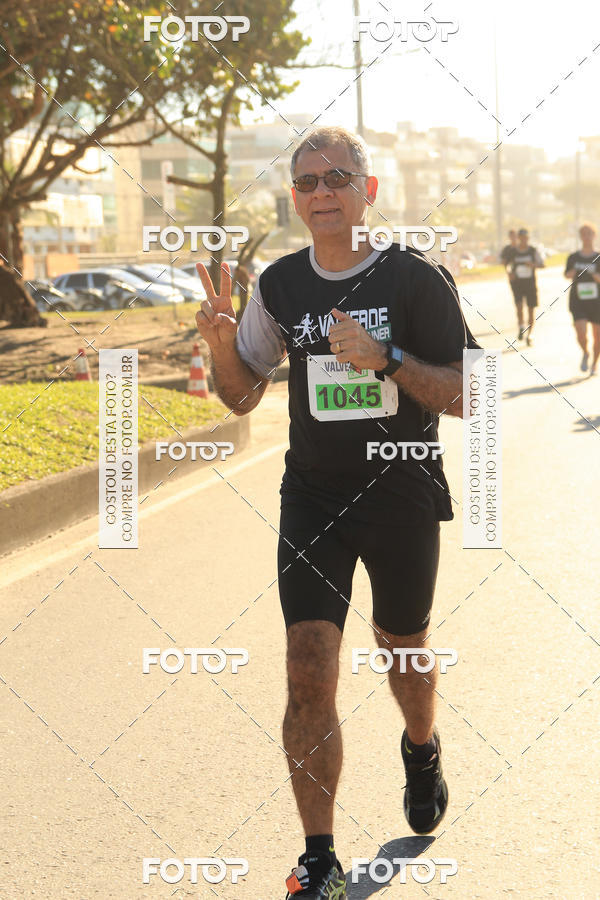 Buy your photos of the eventValverde Runner on Fotop