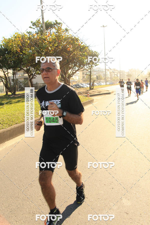 Buy your photos of the eventValverde Runner on Fotop