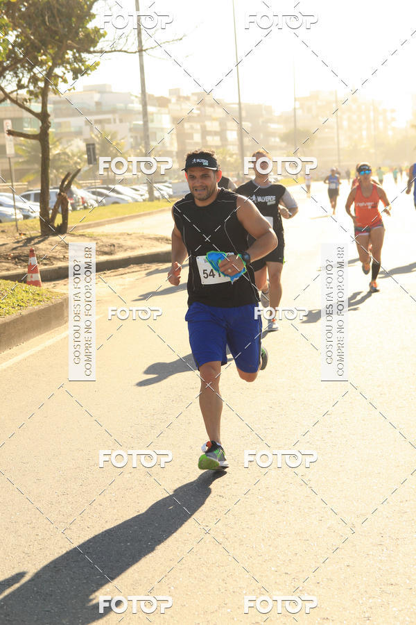 Buy your photos of the eventValverde Runner on Fotop