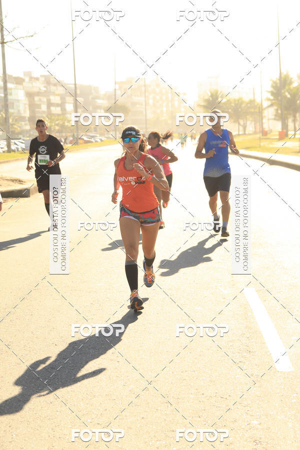 Buy your photos of the eventValverde Runner on Fotop