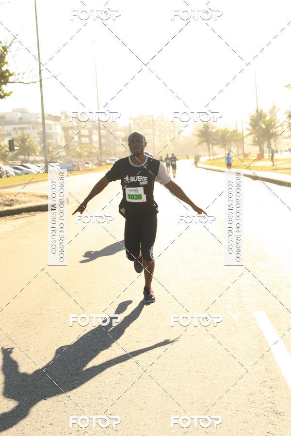 Buy your photos of the eventValverde Runner on Fotop
