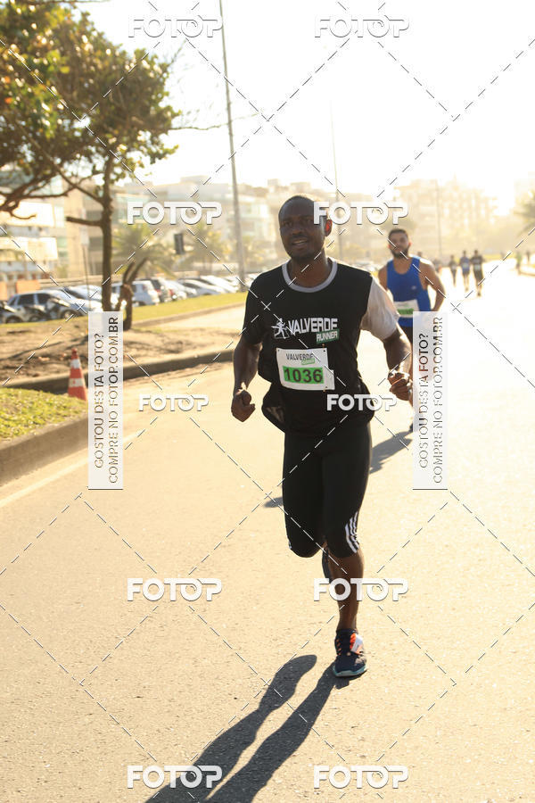 Buy your photos of the eventValverde Runner on Fotop