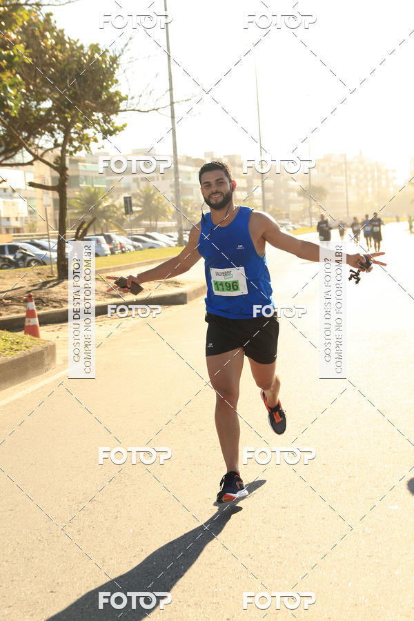 Buy your photos of the eventValverde Runner on Fotop