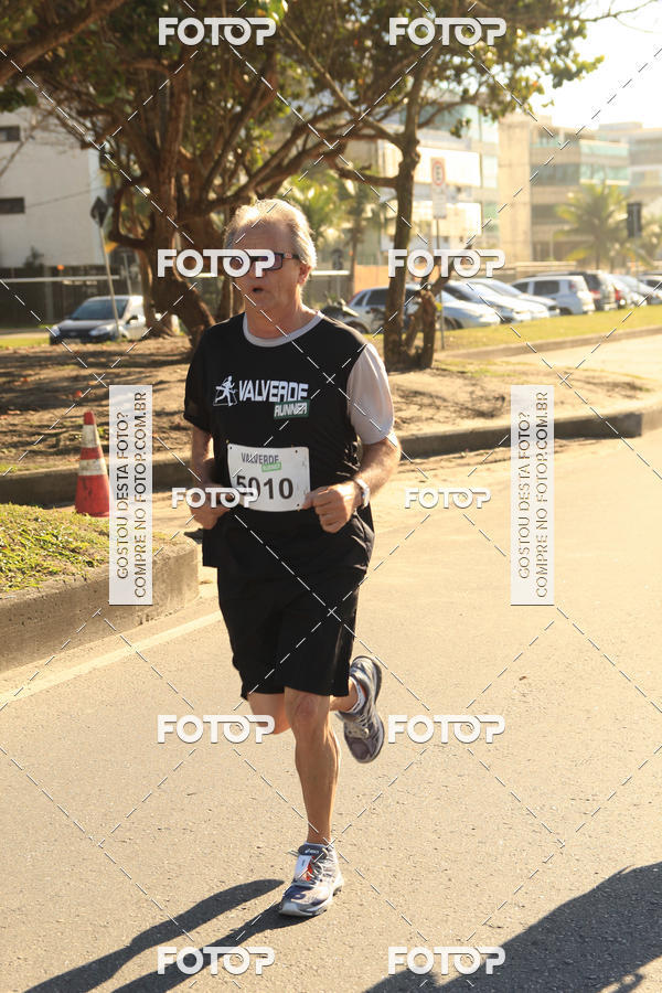 Buy your photos of the eventValverde Runner on Fotop
