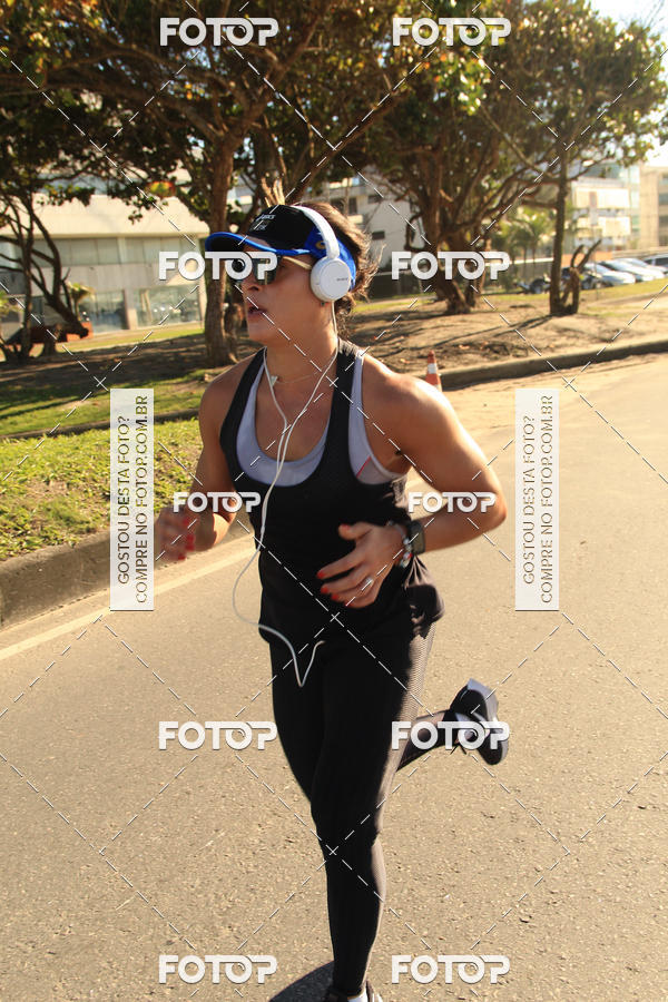Buy your photos of the eventValverde Runner on Fotop