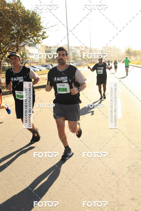 Buy your photos of the eventValverde Runner on Fotop